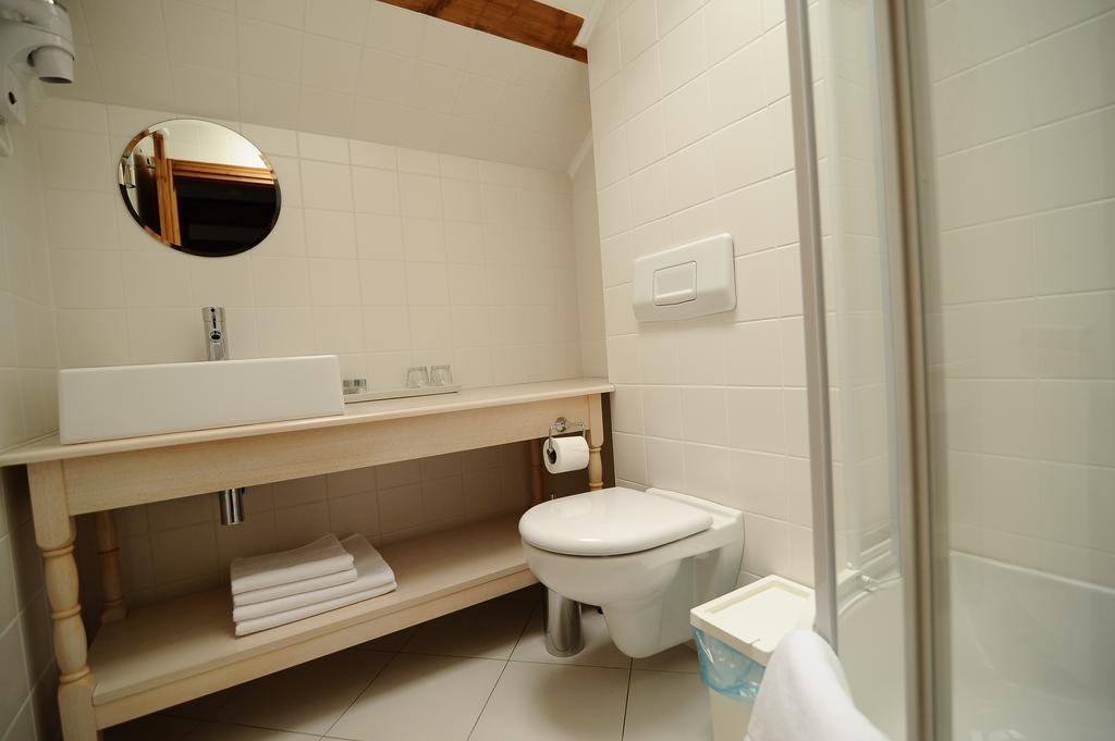 Pensiunea Tohanu Vechi Zărneşti Kamer foto